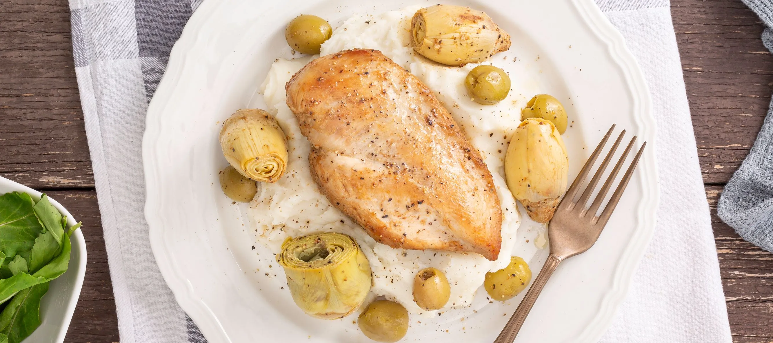 Pollo con alcachofa y aceitunas