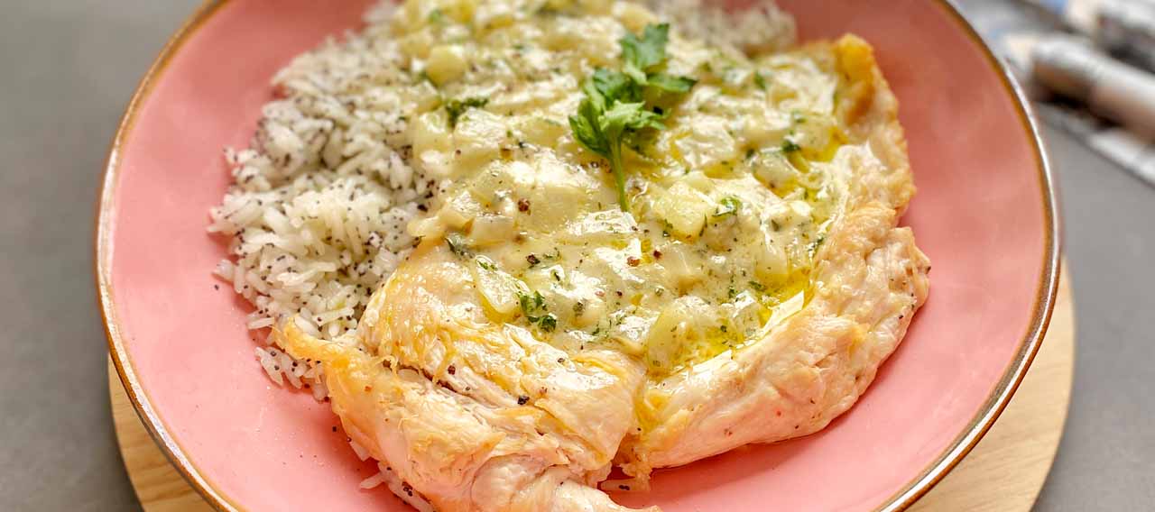 Receta de Pollo con salsa de queso azul y arroz Super Pollo