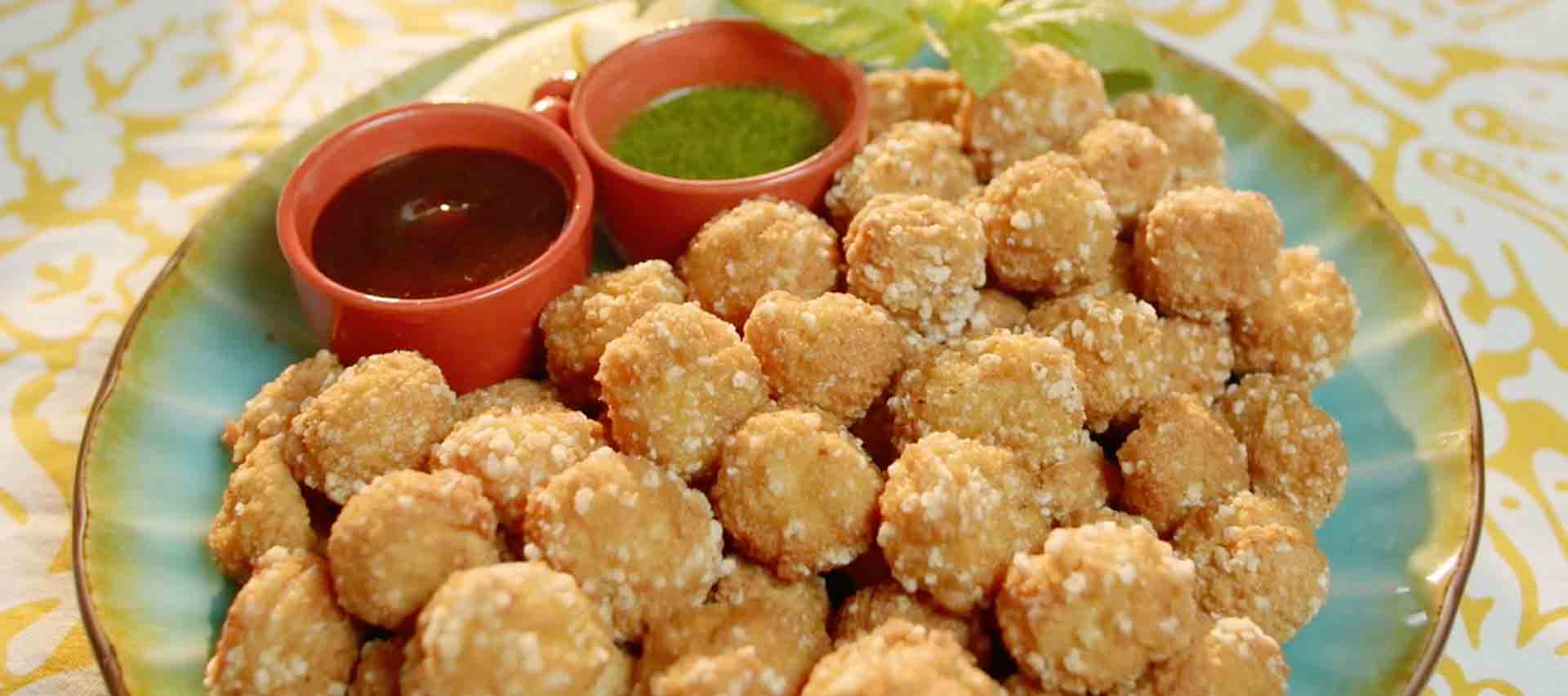 Receta de Popcorn nuggets de pollo con salsas Super Pollo