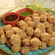 Popcorn Nuggets Super Pollo con dips para untar